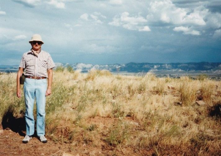 Gordon Wilson at Crow Canyon in 1984; Mesa Verde in the background. Photo Courtesy Gordon Wilson.