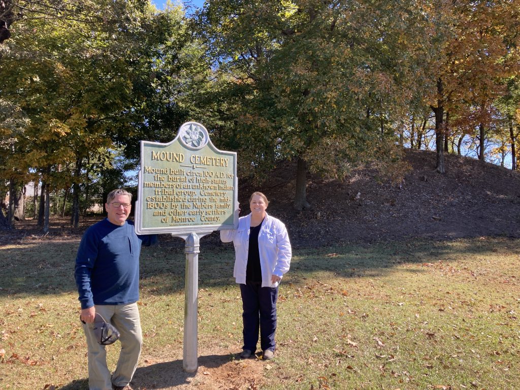 Nikki Mattson and landowner/donor Malcolm Glenn at the Mound Cemetery Mound in Monroe County, MS.